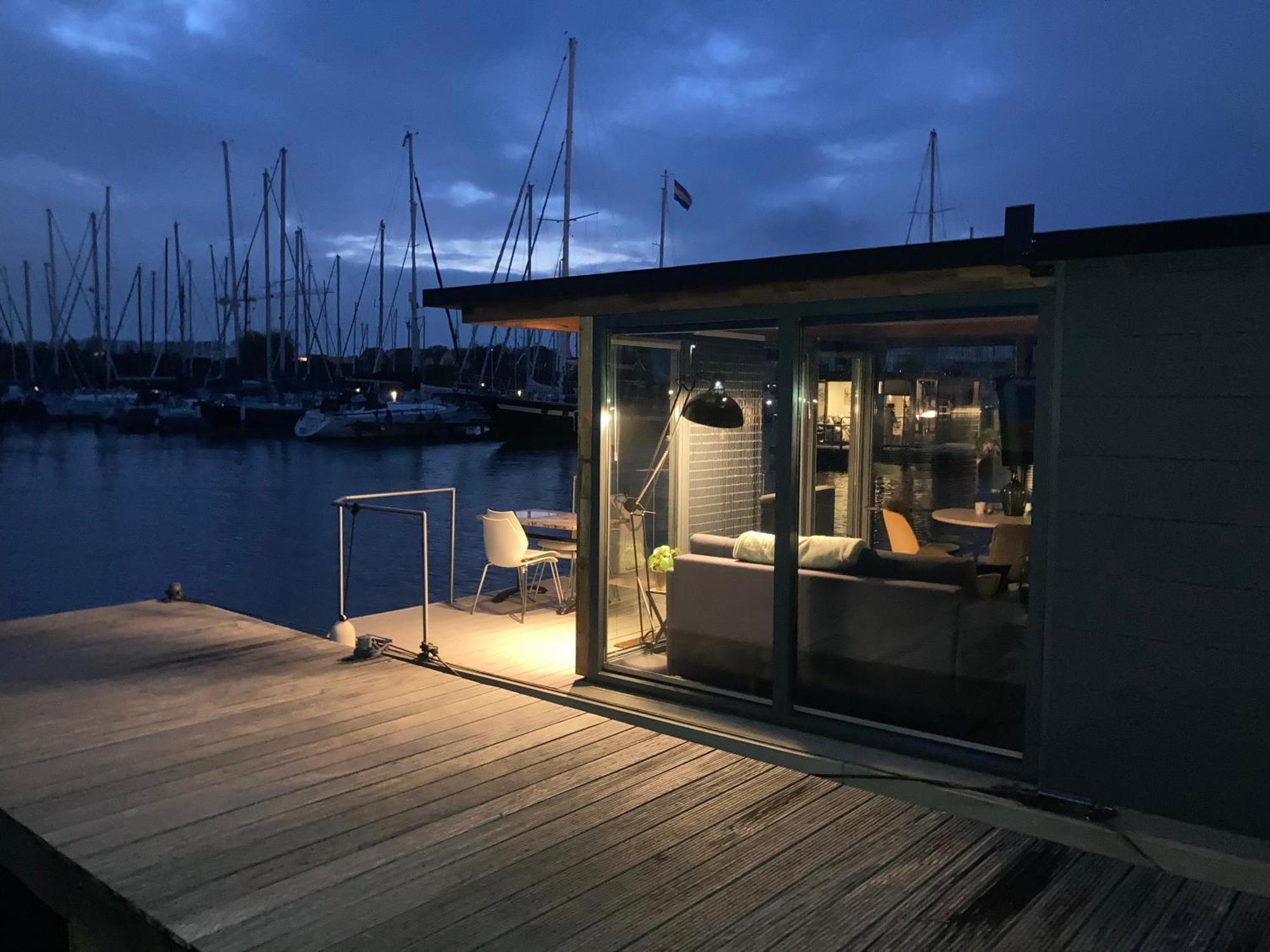 Houseboat De Amstel Ξενοδοχείο Monnickendam Εξωτερικό φωτογραφία