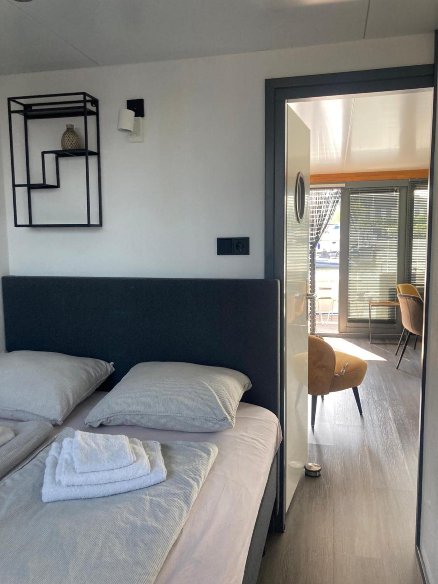 Houseboat De Amstel Ξενοδοχείο Monnickendam Εξωτερικό φωτογραφία