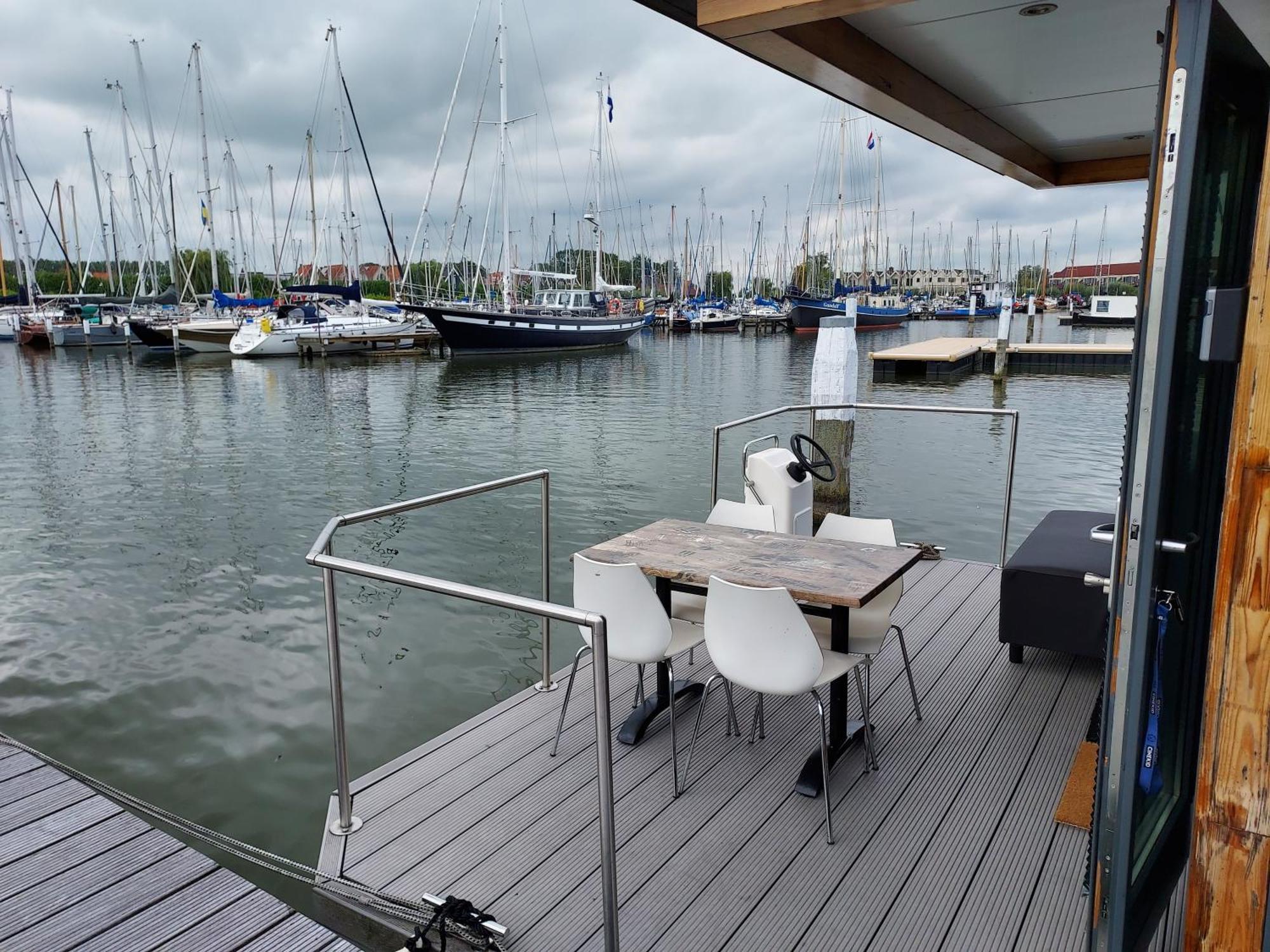 Houseboat De Amstel Ξενοδοχείο Monnickendam Εξωτερικό φωτογραφία